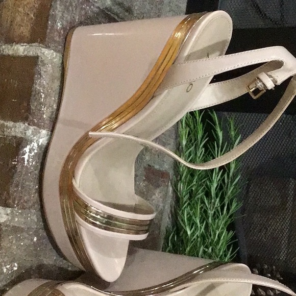 ALDO Nude Strappy Platform Wedge Sandals - Picture 3 of 5